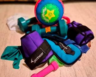 1184 - Assorted Exercise Items
