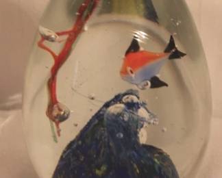 101 - Art Glass Paperweight w/ Fish - 5" Tall
