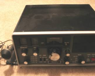 431 - Sears Communications Receiver w / Sony Mic You are buying a used as-is electric/electronic item. We do not guarantee all components are present, and if it is not expressly stated, it is untested.