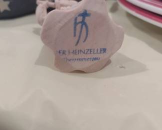 DER HEINZELLAR WOOD FIGURES --ANGELS