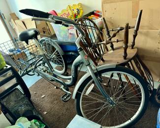 Schwinn 3 Wheel Cruiser with basket  