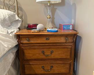Bedside cabinets (2)