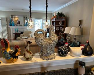 Chicken decor (large rooster SOLD)