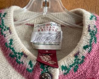 Women's Clothing Sizes M-L, Brands like: Planet London, Pendleton, Oleg Cassini, Susan Bristol, Vintage Clothing