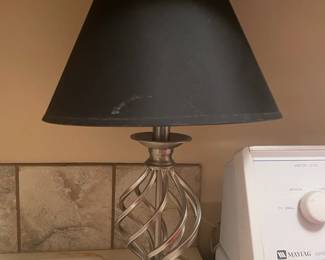 Table lamp