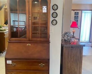 Jasper Cabinet Desk Hutch