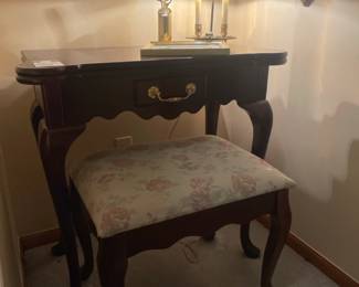 Queen Anne Style Desk Includes Bench