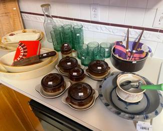  Glasses, Vintage Rowe Pottery Pie Plate