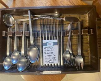 Vintage stanley roberts japan 50 piece set 