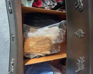 Women's clothing