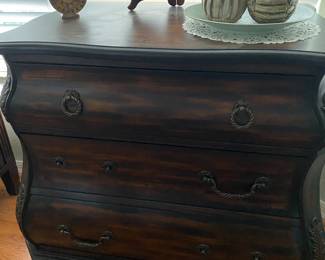 Chest of 3 drawers 