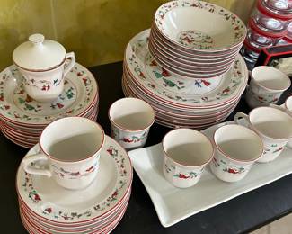Farberware “White Christmas” Christmas Dishes, Service for 8
