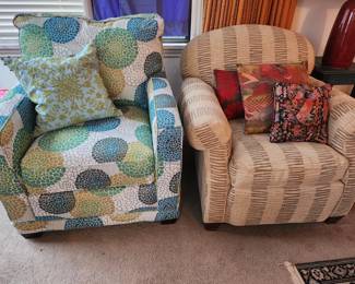 Overstuffed chairs-comfy!