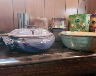 stoneware cooking vessels