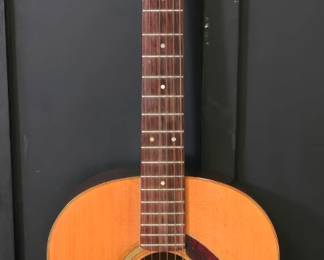 Yamaha FG-75