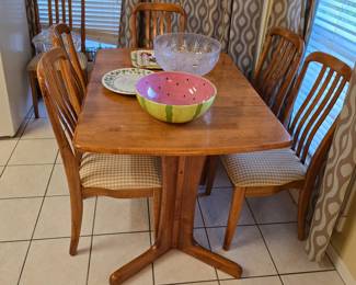 Breakfast set is also Danish modern with 6 chairs