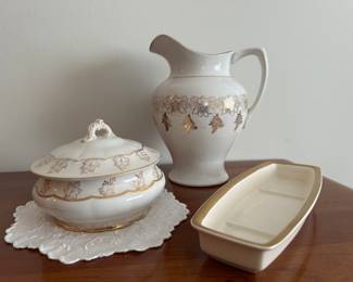 Gold accent dresser top items, Villeroy & Boch trinket dish