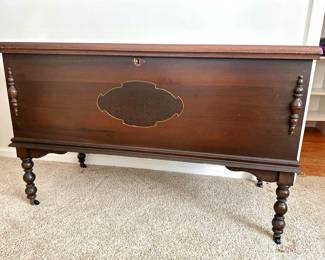 Lane Cedar Blanket Chest 