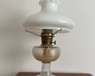 Antique Aladdin Oil Lamp 