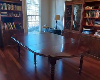 Mahogany Drop side table with 5 extensions!