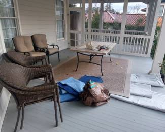 Outdoor Table and chairs