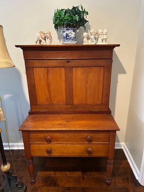 plantation desk, beautiful!