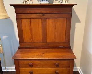 plantation desk, beautiful!