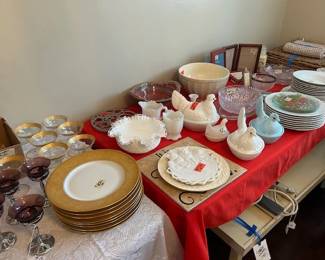 hens on nests, glassware