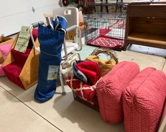 Pet stairs, pillows, animal crate
