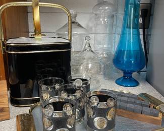 (5) Black Hollywood Regency Whiskey Shot glasses 3" Tall 
Vintage Culver Black and Gold Ice Bucket Acrylic Lid Leather Mid Century Modern