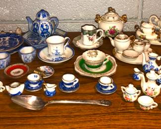 Micro Miniature Tea-sets from Japan and Thailand