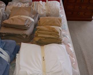 Items Located In The 3rd Bedroom