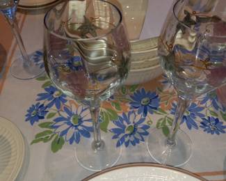 Items Located In The Kitchen / Dining Room