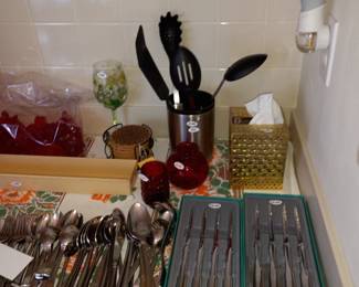 Items Located In The Kitchen / Dining Room