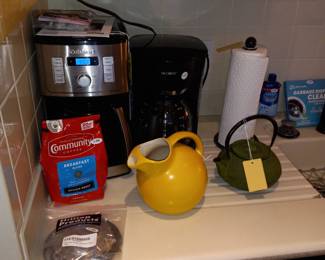 Items Located In The Kitchen / Dining Room