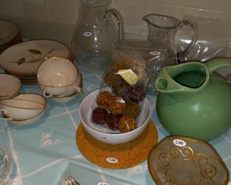 Items Located In The Kitchen / Dining Room