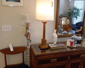 Items Located In The 1st Bedroom (MASTER)