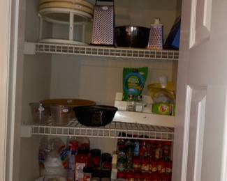 Items Located In The Kitchen / Dining Room