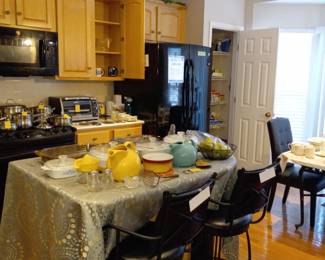 Items Located In The Kitchen / Dining Room