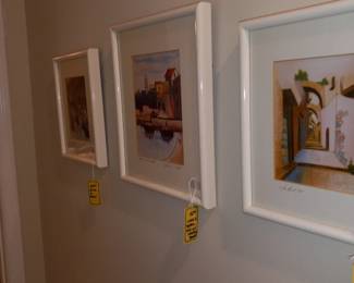 Items Located In The Central Hallway