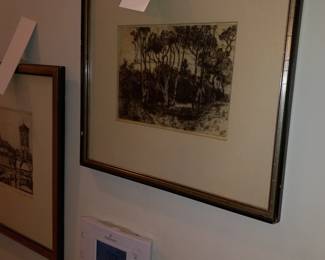 Items Located In The Central Hallway