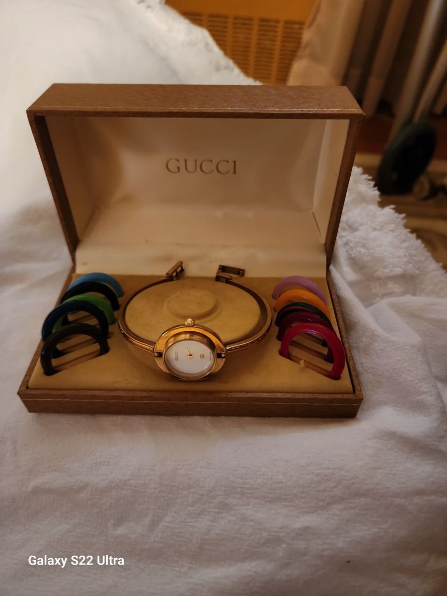 Gucci Change Bezel 