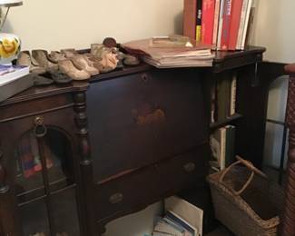 Nice Desk/bookcase