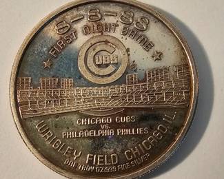 Wrigley Field 1st night game L.E. .999 silver 1 toz - $40