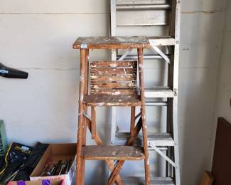 2 ladders