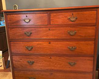 Antique Mahogany Chest of Drawers