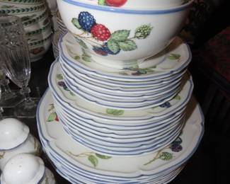 Villeroy and Boch everyday dishes.