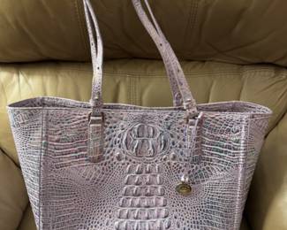 Beautiful Brahmin pale lavender tote