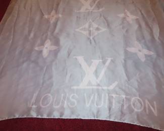 Louis Vuitton scarf/shawl. Pure silk, made in Italy.