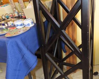 Tall plant/sculpture stand.